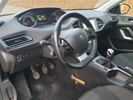 Peugeot 308 - 1.6 BlueHDi Blue Lease Executive PANODAK , NAVI, LMV ENZ - 1