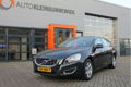 Volvo V60 - 1.6 T3 Kinetic 150PK / CAMERA / PARKEERSENSOREN / NAVI / TREKHAAK - 1 - Thumbnail