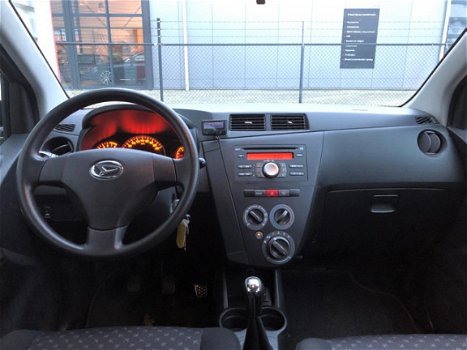 Daihatsu Cuore - 1.0 Cup 5DRS, Airco, Centr.deurvergr., LM-velgen, Elektr.ramen, APK - 1