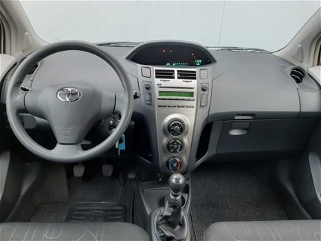 Toyota Yaris - 1.3 VVTi Comfort Airco/15inch/APK 6-1-2021 - 1