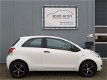 Toyota Yaris - 1.3 VVTi Comfort Airco/15inch/APK 6-1-2021 - 1 - Thumbnail