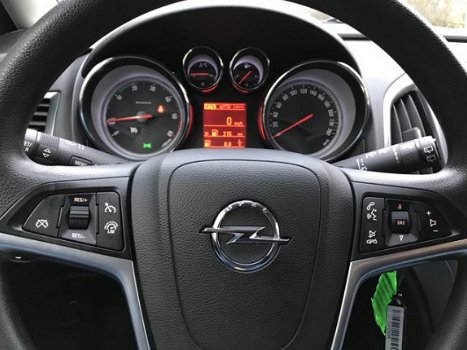 Opel Astra Sports Tourer - 1.7 CDTi 111 PK Business + Navigatie, Parkeersensoren, Lichtmetalen Velge - 1