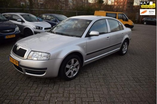 Skoda Superb - 1.9 TDI Elegance 2005/MANUAL/APK - 1