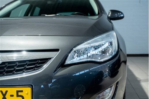 Opel Astra Sports Tourer - 1.4 Turbo Edition Plus | Lichtmetaal | Airco | Dealer onderhouden - 1