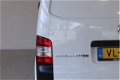Volkswagen Transporter - L2H1 2.0 TDI 115PK AIRCO TREKHAAK IMPERIAAL ERG NETJES - 1 - Thumbnail