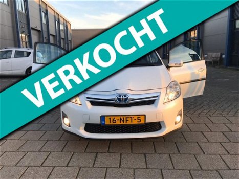 Toyota Auris - 1.8 Full Hybrid Dynamic NAP, Airco, Navi, Leer, Camera, Dealer onderhouden - 1