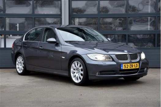 BMW 3-serie - 330d Executive * SPORT STOELEN * AUTOMAAT * KEYLESS GO * NAVIGATIE PROF - 1