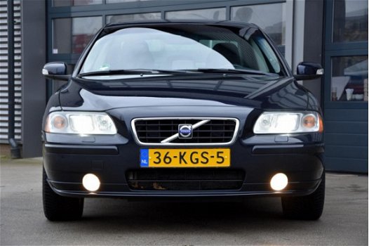 Volvo S60 - 2.4D Drivers Edition * NETTE STAAT * LEER * ONDERHOUD HISTORIE * D-RIEM VERVANGEN - 1