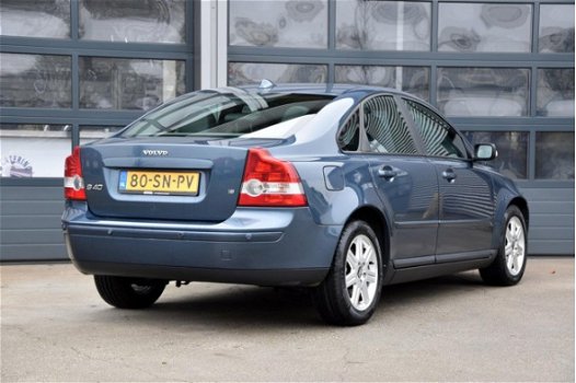 Volvo S40 - 1.8 * NAP-PAS KM STAND * LEER * ONDERHOUD HISTORIE * NIEUWE APK - 1