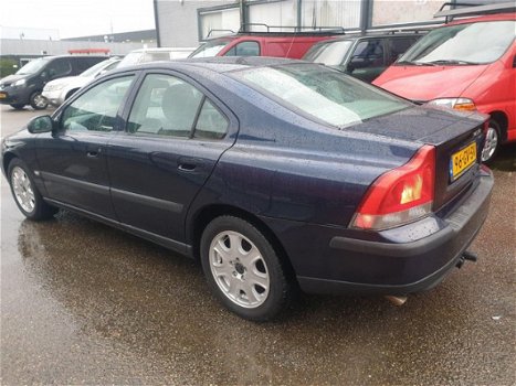 Volvo S60 - 2.4 CLIMA/5-VERSNELLINGEN/EXPORT - 1