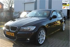 BMW 3-serie Touring - 318i Business Line Leer Navi Clima Cruise Trekhaak