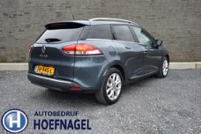 Renault Clio Estate - 0.9 TCe Intens Climate/Cruise controle/Navigatie/Bluetooth/Parkeersensoren