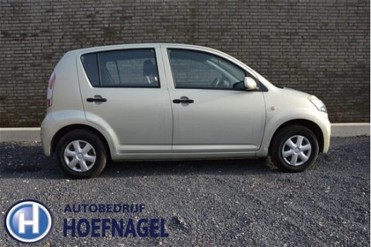 Daihatsu Sirion 2 - 1.0-12V Premium Elektrische ramen - 1