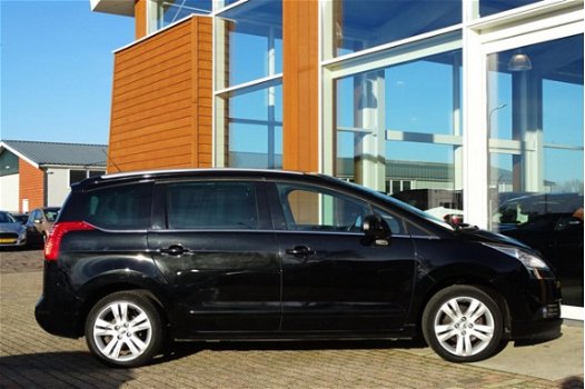 Peugeot 5008 - 1.6 THP Blue Lease Executive 7p. 156-Pk Automaat - 1