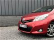 Toyota Yaris - 1.3 VVT-i Dynamic Automaat NAVI + CLIMATE + CRUISE - 1 - Thumbnail