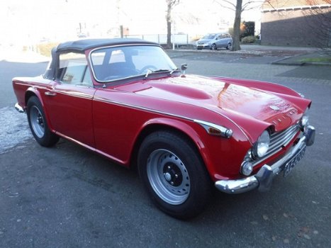 Triumph TR4 - A - 1