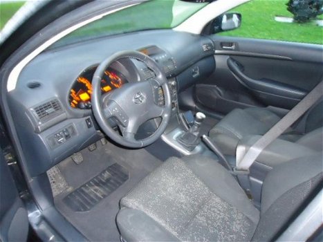 Toyota Avensis Wagon - 2.2 D-4D Linea Luna 6 Bak Clima Cruise control Trekhaak - 1