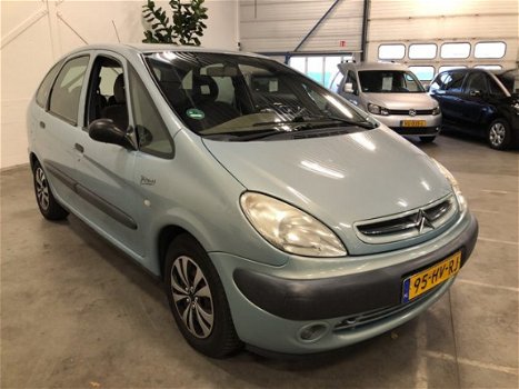 Citroën Xsara Picasso - 1.8i-16V airco trekhaak cruise - 1