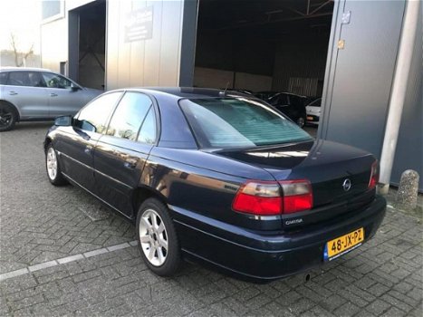 Opel Omega - 2.2i-16V Executive Edition 1 JAAR APK /AUTOMAAT/AIRCO/ NAP/ elek ramen/ ZEER NETTE AUTO - 1