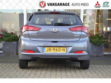 Hyundai i20 - 1.2 HP i-Motion *trekhaak* 1e eigenaar - 1