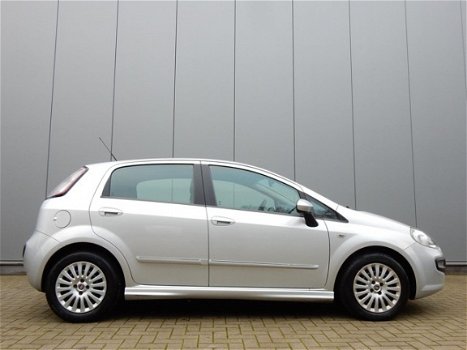 Fiat Punto - 1.3 Multijet 16V 85pk 5d Dynamic, Climate-cruise - 1