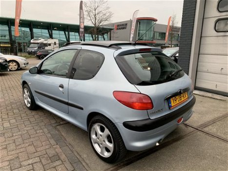 Peugeot 206 - 1.4 XT Automaat Panodak Elek. Pakket - 1