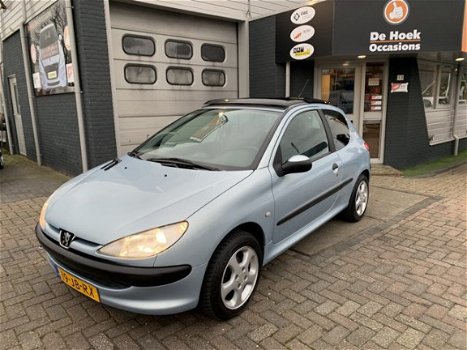 Peugeot 206 - 1.4 XT Automaat Panodak Elek. Pakket - 1