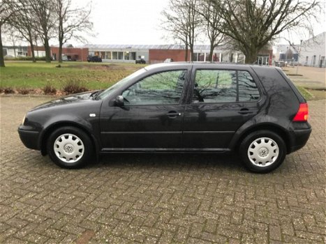 Volkswagen Golf - 1.4 16V - 1