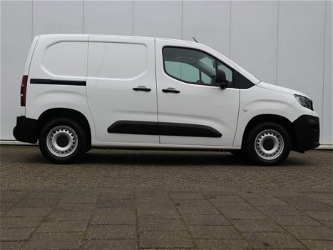 Peugeot Partner - 1.6 100 pk Asphalt 650kg Nieuw model / Navigatie / Parkeerhulp - 1