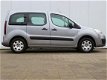 Peugeot Partner Tepee - 1.2 110 pk Active Navigatie / Parkeersensoren / Airco - 1 - Thumbnail