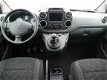 Peugeot Partner Tepee - 1.2 110 pk Active Navigatie / Parkeersensoren / Airco - 1 - Thumbnail