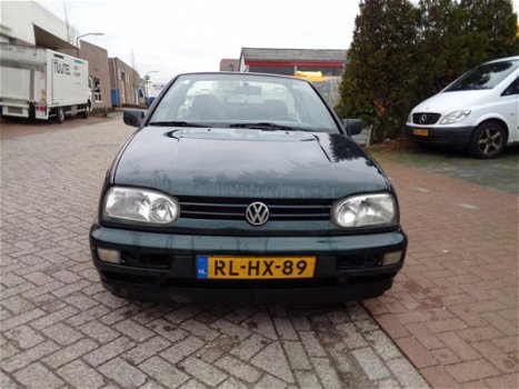 Volkswagen Golf Cabriolet - 1.8 - 1