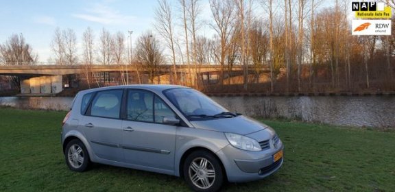 Renault Scénic - 2.0-16V Privilège Luxe Automaat dealer onderhouden trekhaak airco cruis control cv - 1