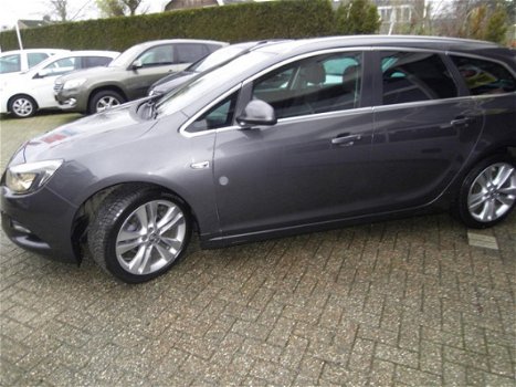 Opel Astra Sports Tourer - 1.4 Turbo Sport sportieve uitstralingruime gezins auto - 1