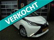 Toyota Aygo - 1.0 VVT-i x-now lage km standgoedkoop rijden - 1 - Thumbnail