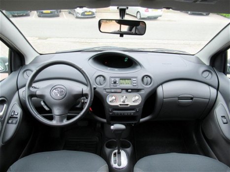 Toyota Yaris - 1.3 VVT-i Automaat (Airco) - 1