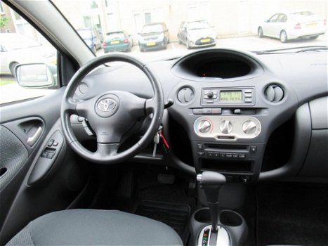 Toyota Yaris - 1.3 VVT-i Automaat (Airco) - 1