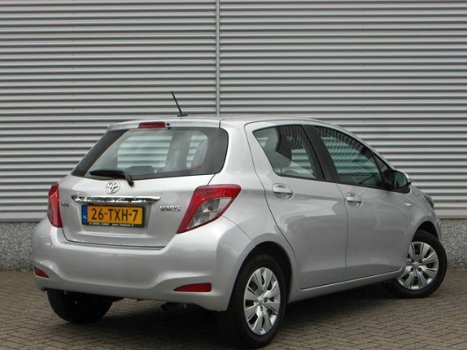 Toyota Yaris - 1.3 VVT-i Aspiration 5drs Airco Parkeercamera - 1