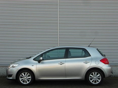 Toyota Auris - 1.6 VVT-i Luna Business 5drs Navi Cruise Trekhaak - 1