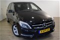 Mercedes-Benz B-klasse - 180 AMBITION AUTOMAAT H.LEDER/SCHUIFDAK/NAVIGATIE/PDC - 1 - Thumbnail