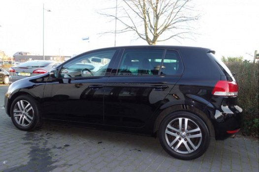 Volkswagen Golf - 1.4 TSI Highline nieuwe apk, pdc voor en achter - 1