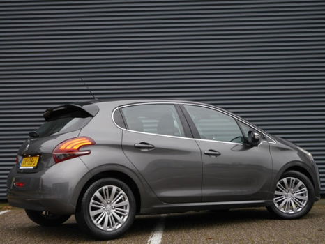 Peugeot 208 - 1.2 Puretech 82pk Allure | Navigatie | Climate | LM Velgen - 1