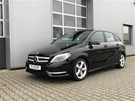 Mercedes-Benz B-klasse - 180 Ambition - 1