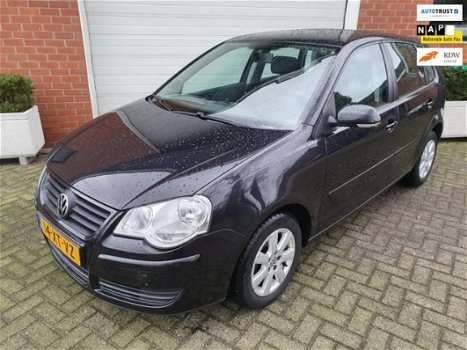 Volkswagen Polo - 1.4 TDI Optive - 1