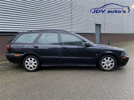 Volvo V40 - 1.9 D AIRCO | APK 04/2020 | STOELVERW. | GEEN AFLEVERKOSTEN - 1