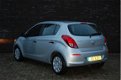 Hyundai i20 - 1.2i Business Edition Aux/usb Start/stop Led-verl - 1 - Thumbnail