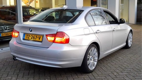 BMW 3-serie - 320i HIGH EXECUTIVE A/T Navi | Leer | Open dak | Stoelverw - 1