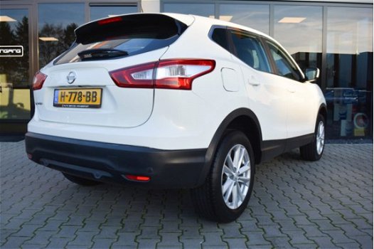 Nissan Qashqai - 1.2 Premier Edition | Navigatie | PDC |Camera | | 17 Inch | - 1