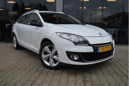 Renault Mégane Estate - 1.5 dCi Bose | Dealer Onderhouden | Navigatie | Parkeer Sensoren | - 1