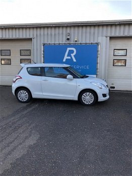 Suzuki Swift - 1.2 94pk 3D Base(1e eigenaar) Nieuwstaat - 1